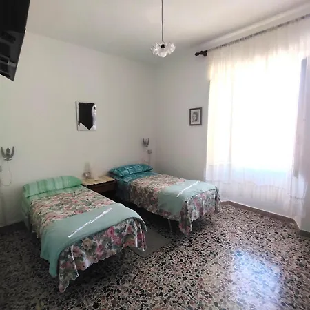 Garden, Terrace And Private Parking